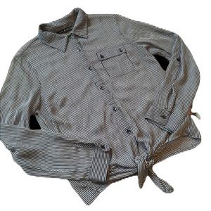 Zac and Rachel Womens Button Down Longsleeve Shirt